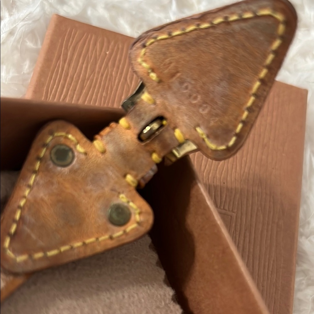 Louis Vuitton Theda Brown and Gold Monogram Bracelet with Box - Picture 6 of 12